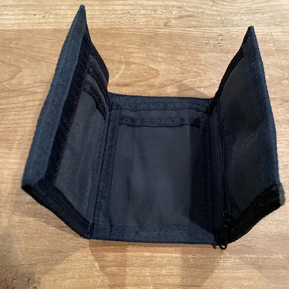 Warner Bros. DC Comics Kids Superman Tri-fold wallet Rare Superhero - Picture 4 of 9